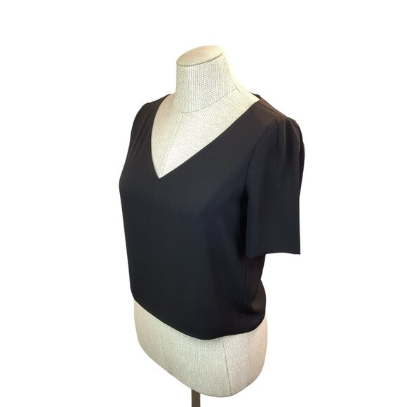 Babaton Randy Blouse Womens XS V-Neck Short Sleeve Polyester Top Black NWT - Picture 4 of 10